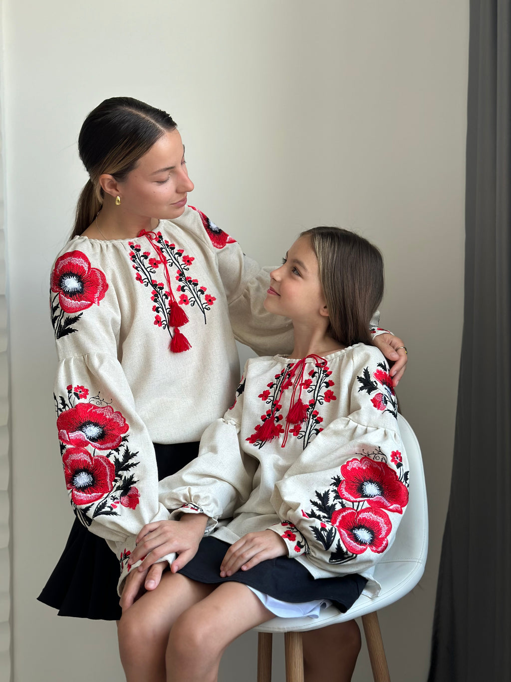 Вишиванка доросла MIRT Маки
